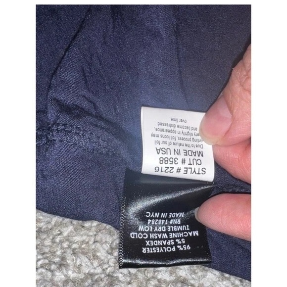 Terez shirt size large Active/ Athleisure Scoop Neck Sleeveless Black - Picture 7 of 7